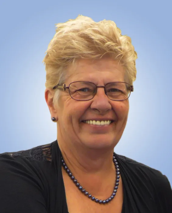 Bonnie Lynn (Hennig) McGinnis