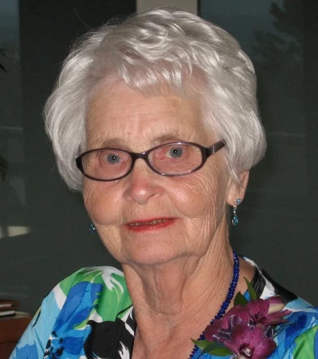 Dorothy (Copeland) Schiller